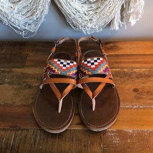 Mission sandals size 8 1/2